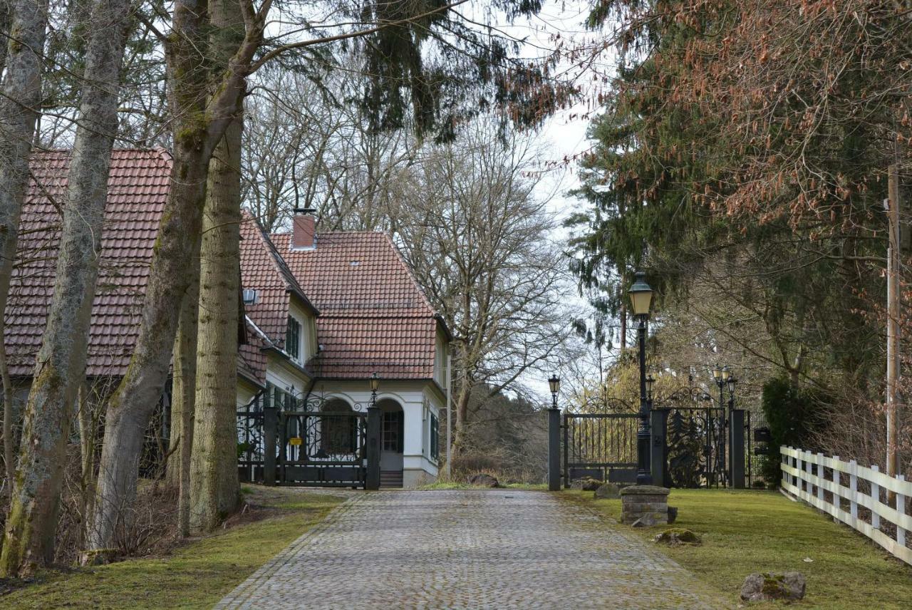 Gutshaus Wilhelmsruh Villa เมอเนอเซ ภายนอก รูปภาพ